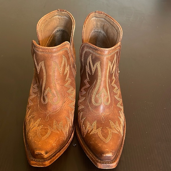 Ariat Brown Leather Booties Size 8 - Picture 1 of 5